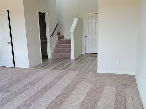 2nd image of 469 Amberwood Park Dr