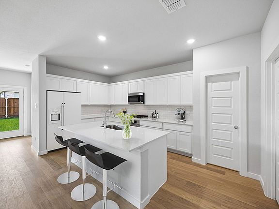 6th image of this home