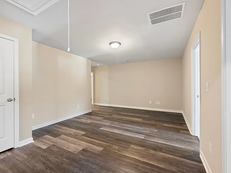 6145 Colston Ln — Photo 16
