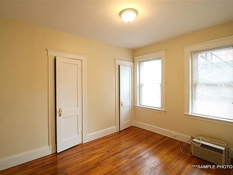 15 Linnaean St #12 — Photo 5