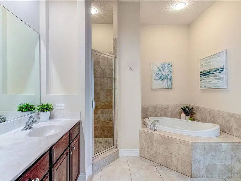 1570 Lake Baldwin Ln #A — Photo 14