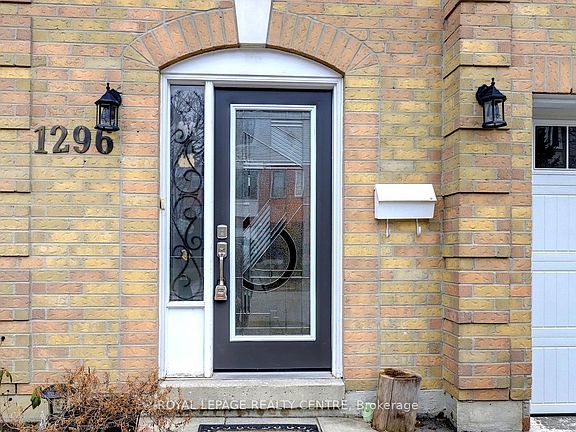5th image of 1296 Woodhill Ct