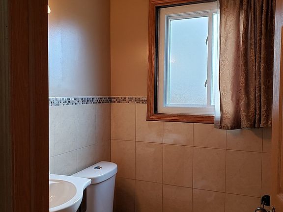 5th image of 3891 Leeward Ln #3891