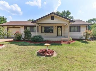 824 Lonedell Rd, Arnold, MO 63010