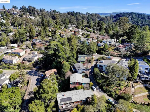 41 Hemlock Ln, Oakland, CA 94611