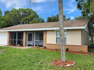 342 NE Surrey St, Port Saint Lucie, FL 34983