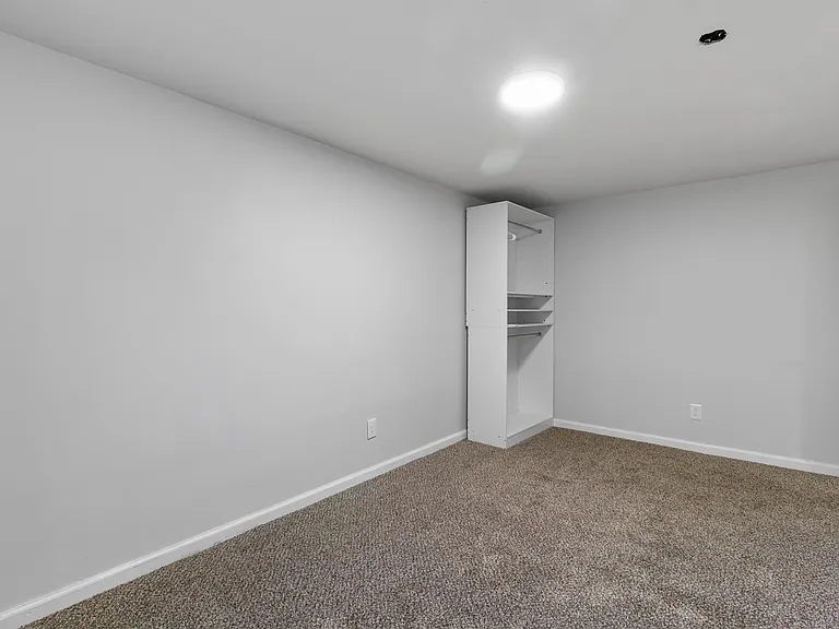 303 Jackson St #C — Photo 14