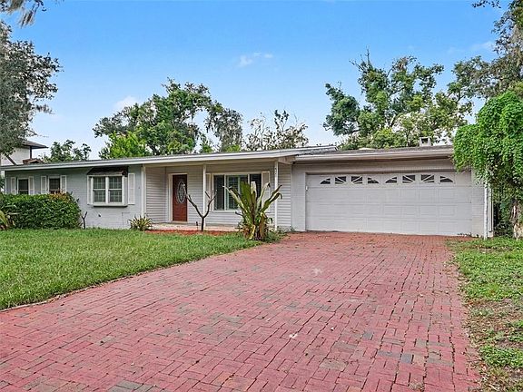 2nd image of 520 LAUREL LANE