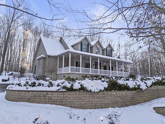 2nd image of 544 Grand Ridge Dr