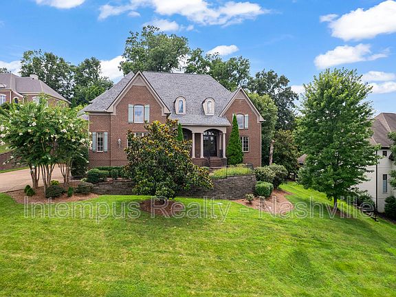 2nd image of 7 Crooked Stick Ln
