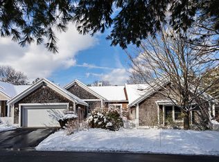 51 Forest Edge, Plymouth, MA 02360
