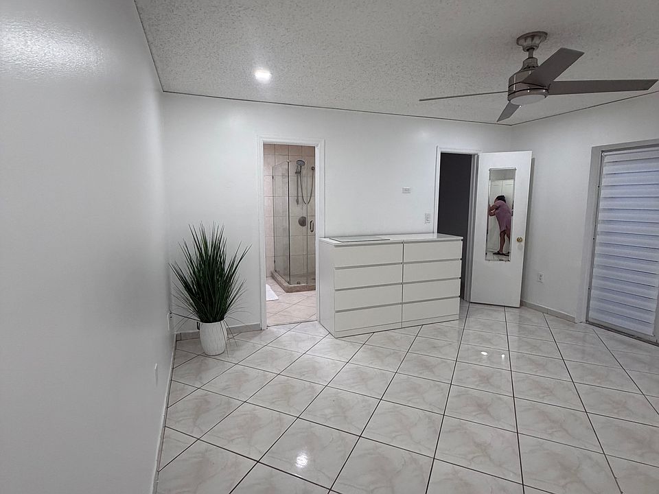 1st image of 9671 SW 85th St