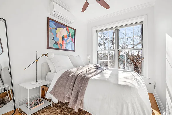 Sold by Compass | media 5