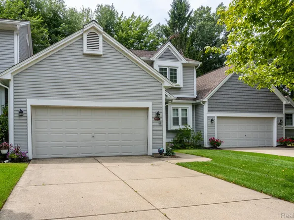 6851 Tangle Wood, Waterford, MI 48327