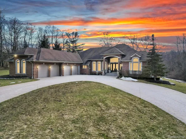 2140-33 Mile Rd, Romeo, MI 48065