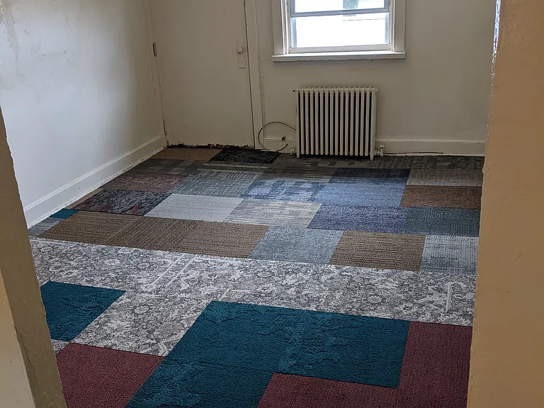 319 College Aly — Photo 5