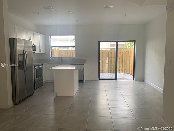 4th image of 359 NE 208th Ter #359