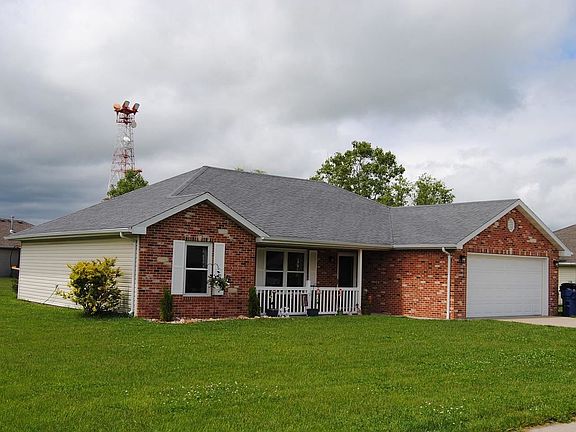 2nd image of 200 Brookstone Dr