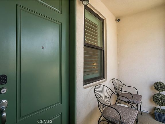 4th image of 1530 E Thompson Blvd