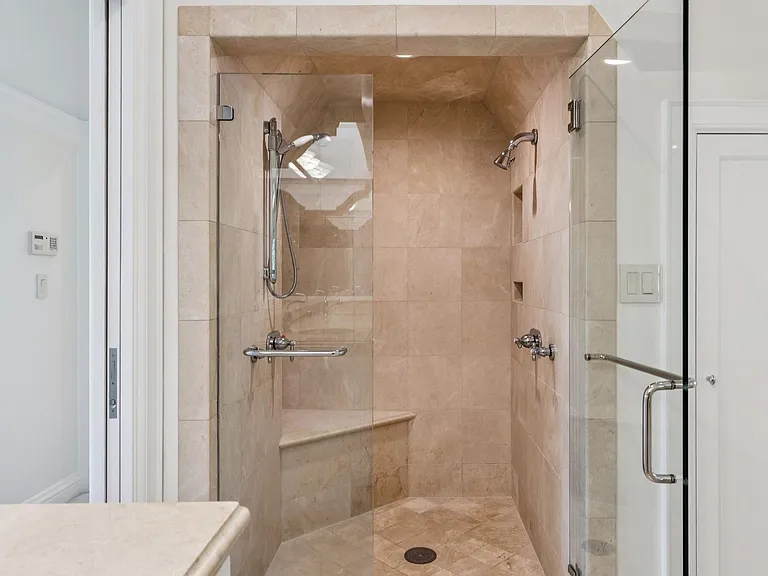 845 Windsor Dr — Photo 45