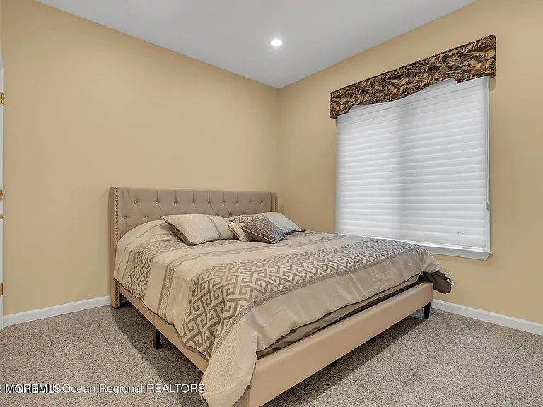 7 Mackenzie Rd — Photo 22