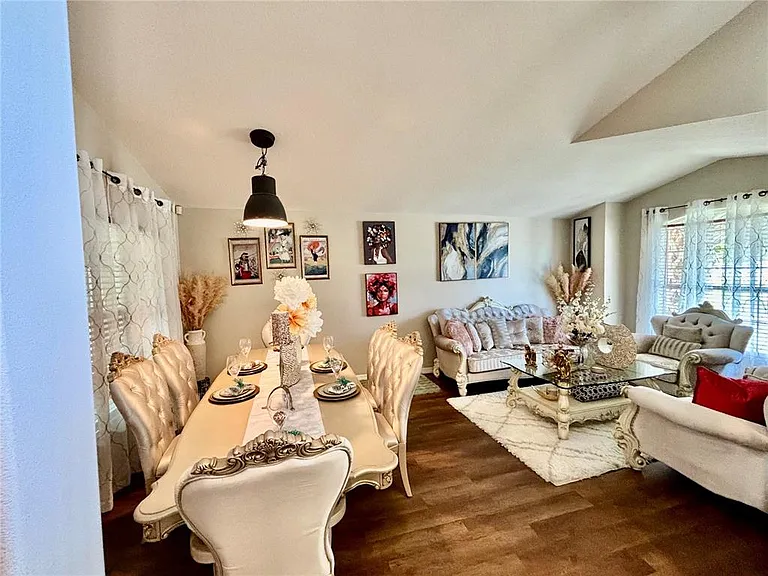 2146 Blackstone Landing Dr — Photo 8