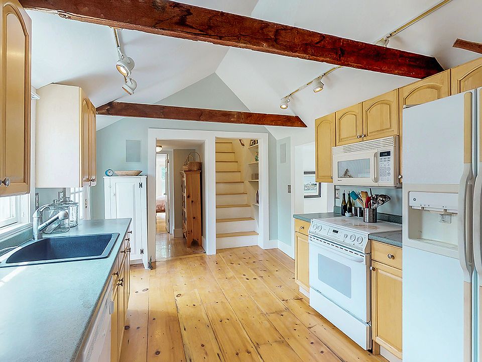 17 Gerrish Island Ln, Kittery, ME 03905 Zillow