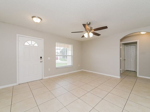 4th image of 818 San Jose Ct