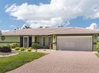 3322 SE 18th Pl, Cape Coral, FL 33904