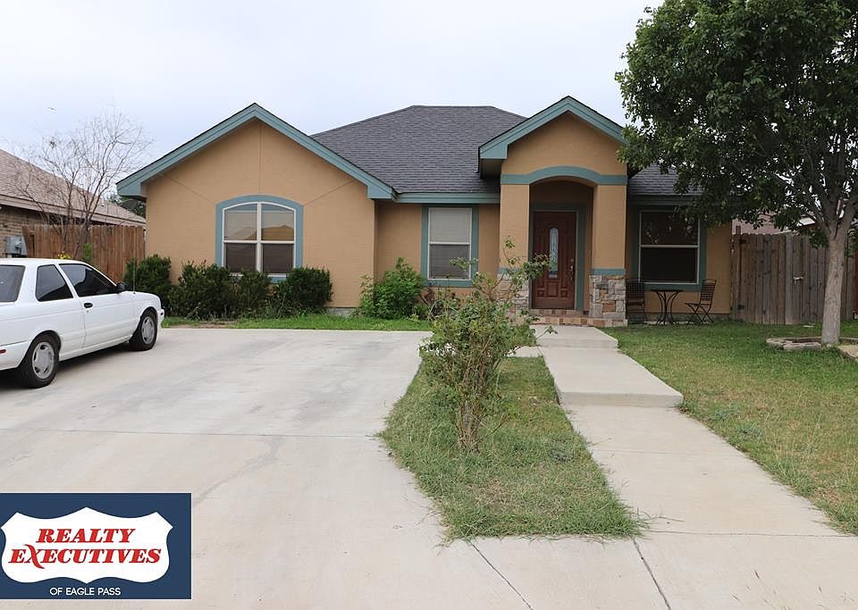 1st image of 2726 Oak Manor Dr