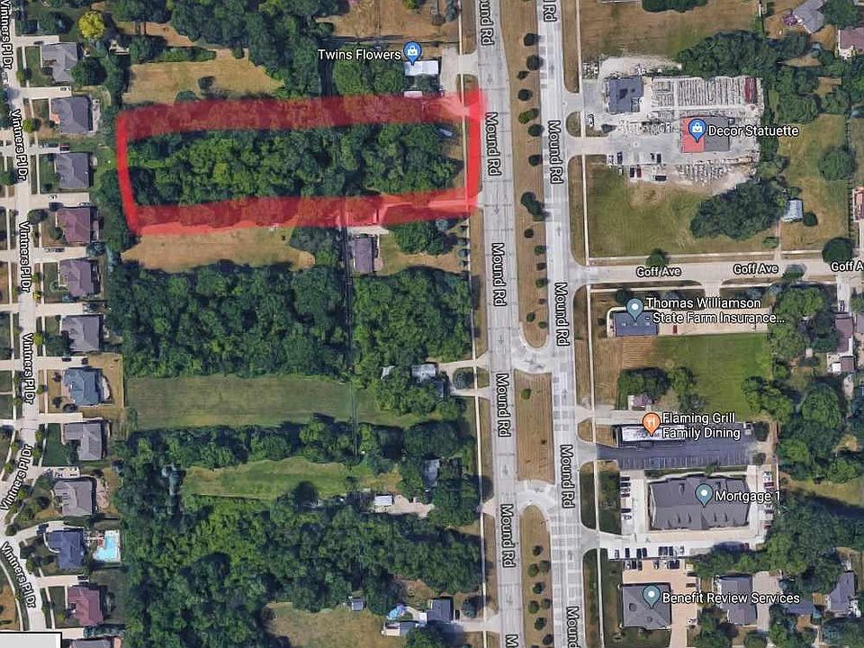 2nd image of 43739 Mound Rd