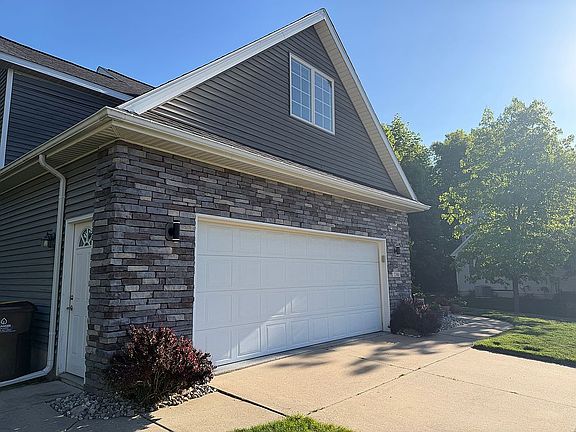 2nd image of 2380 Houghton Hollow Dr