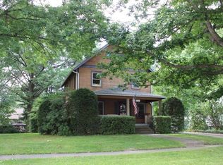 2044 6th St, Cuyahoga Falls, OH 44221