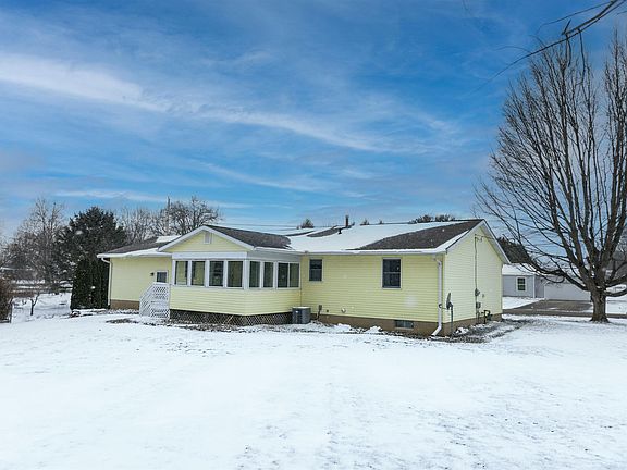 3rd image of 35 W Mound St