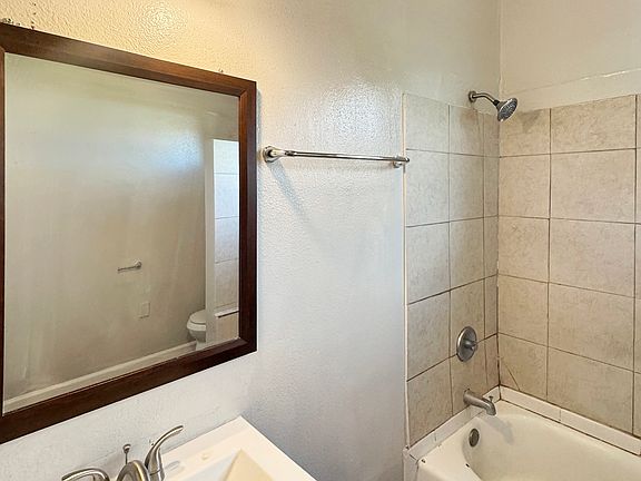 2nd image of 3159 Urquhart St
