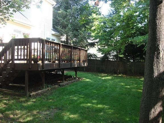 2nd image of 121 Wilson Ave