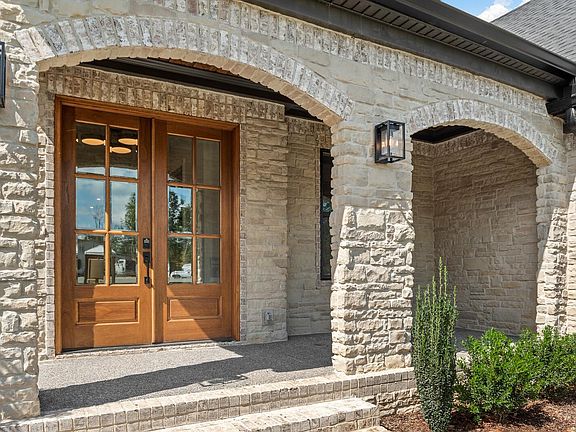 The Belterra D Exterior