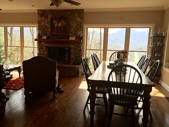 Fire place main floor 