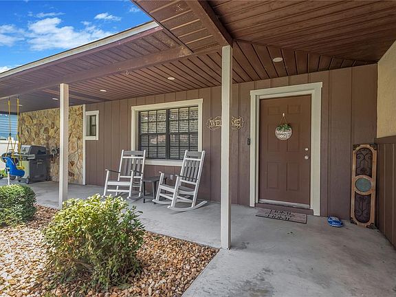 4th image of 8513 Dee Cir