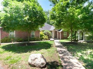 11996 Cripps Rd, Gentry, AR 72734