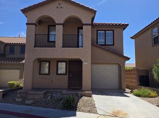 1124 Paradise Vista Dr, Henderson, NV 89002