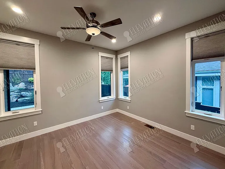 62707 NW Mehama Dr — Photo 15
