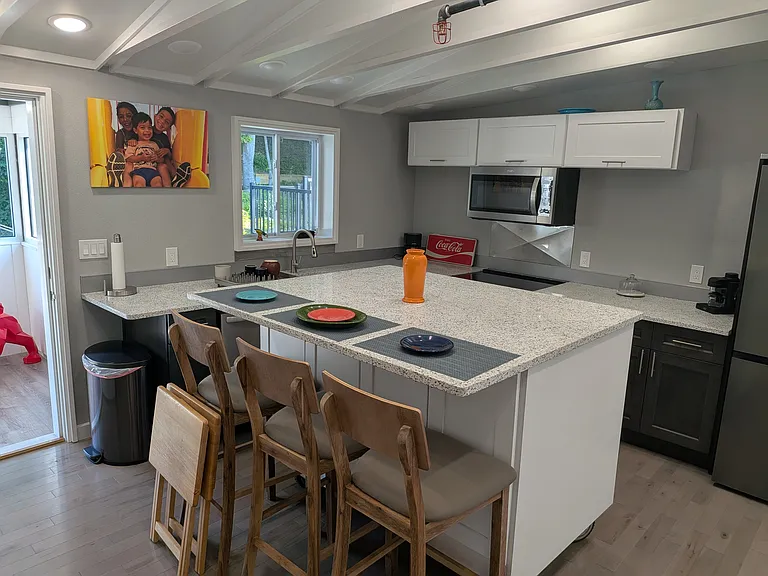 165 Abeel St #3 — Photo 6