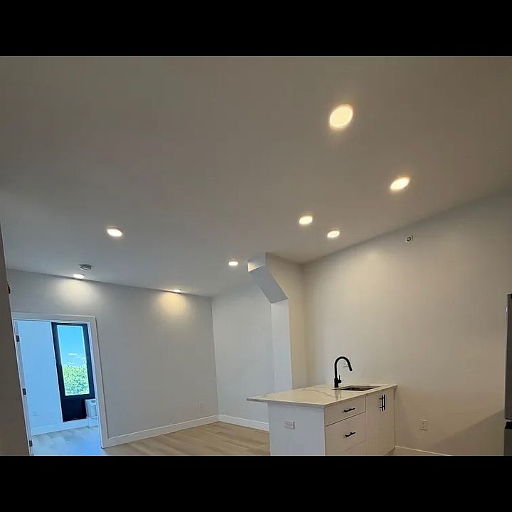 1st image of 317 Forrest St #6
