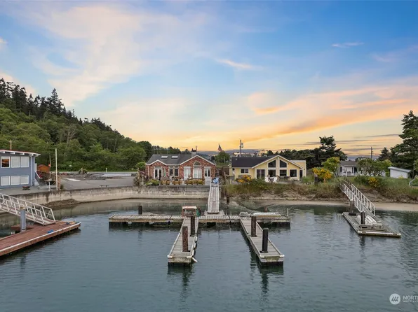 109 Salmon Street, Greenbank, WA 98253