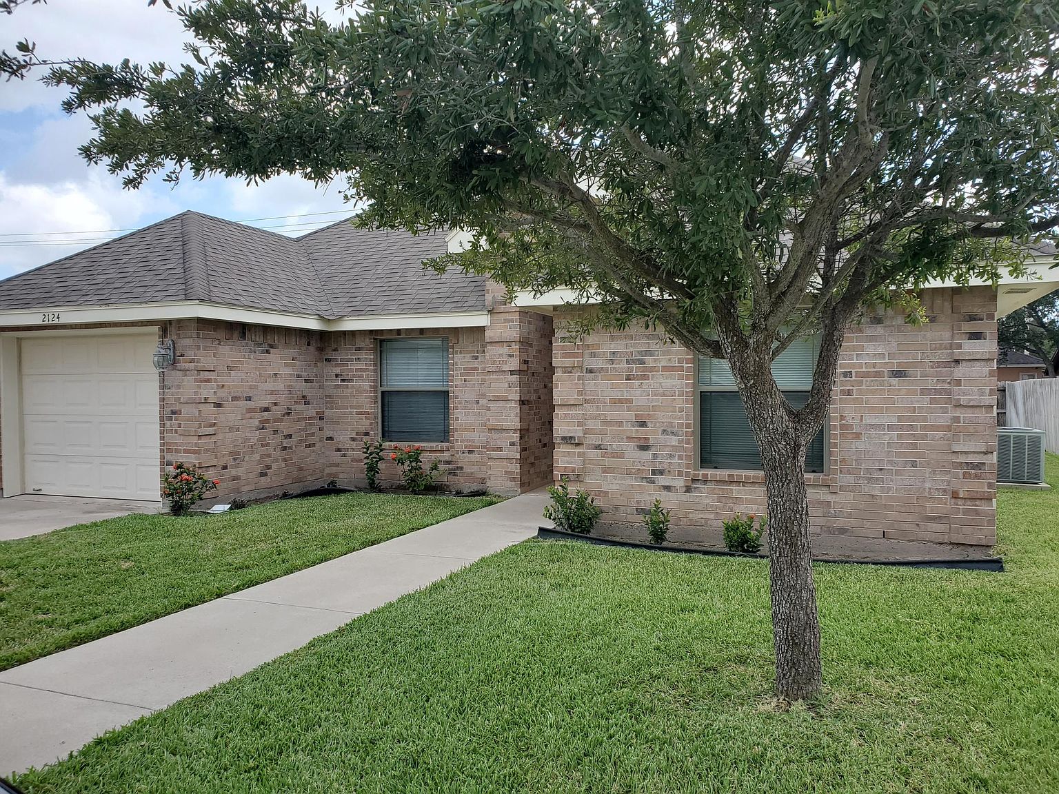 2124 Treasure Oaks Dr, Harlingen, TX 78550 Zillow