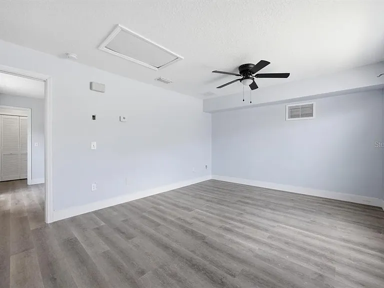 713 Washington Palm Loop #FRONT — Photo 2