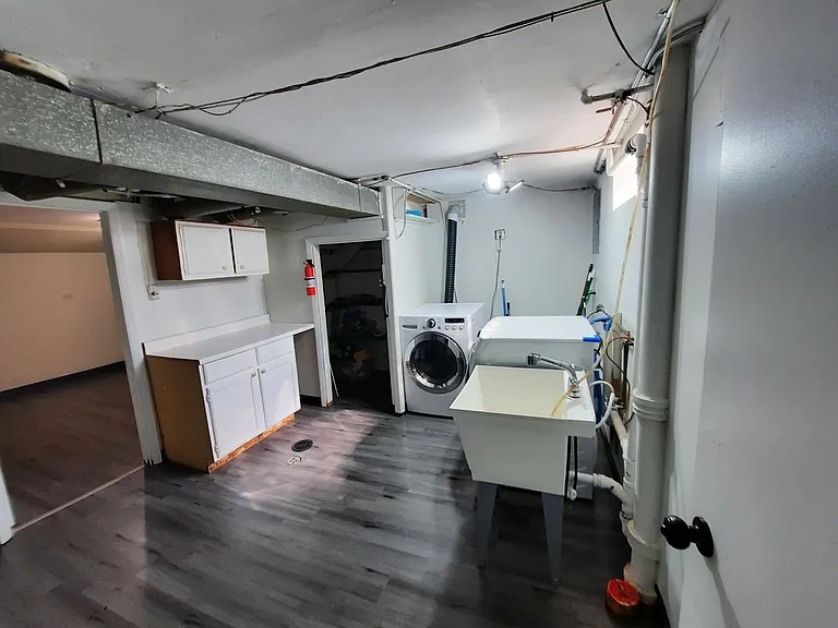 1720 Leland Ave — Photo 52