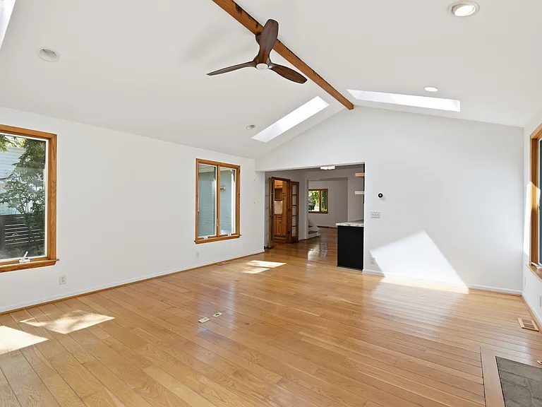 7767 Shawnee Run Rd — Photo 13