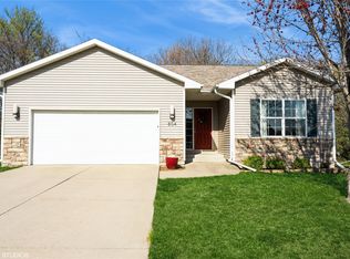 804 Patchett Dr NE, Mitchellville, IA 50169